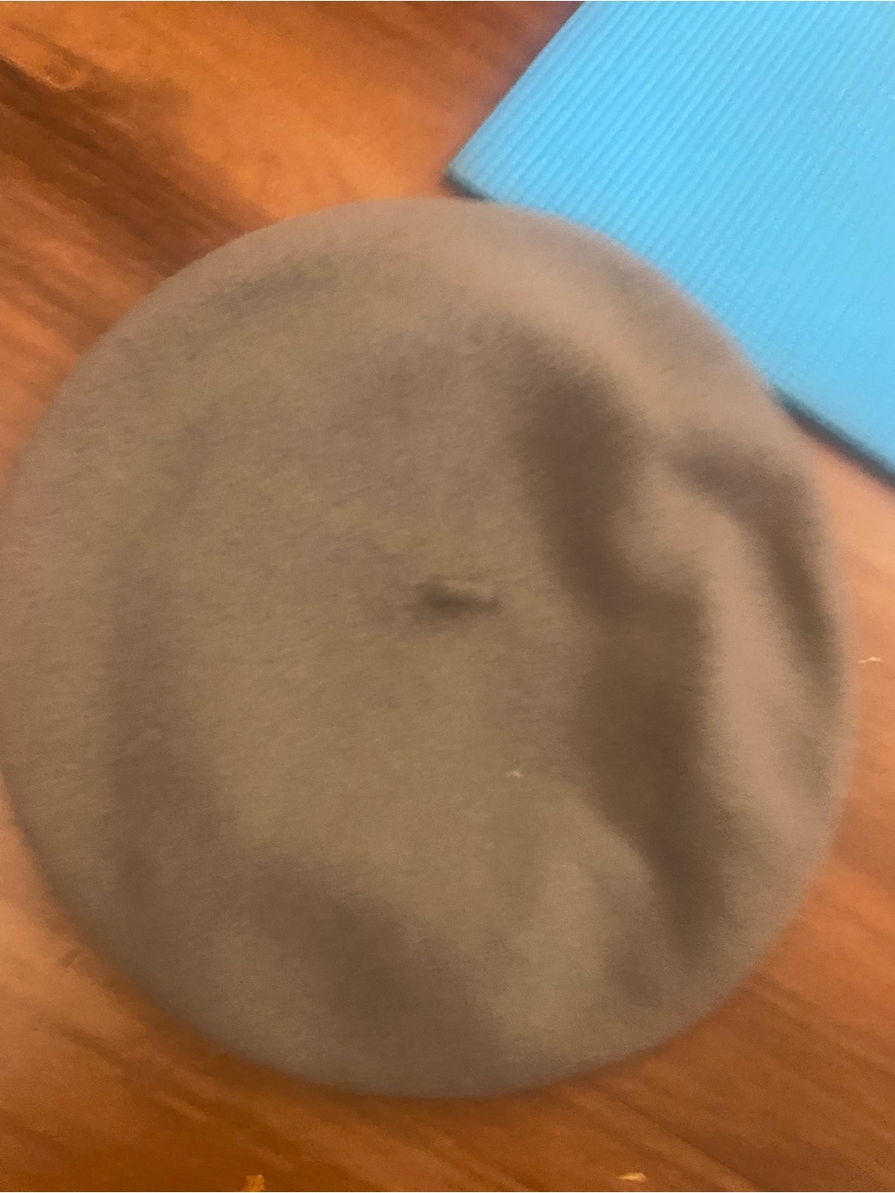 Classic Wool Beret in Charcoal tan